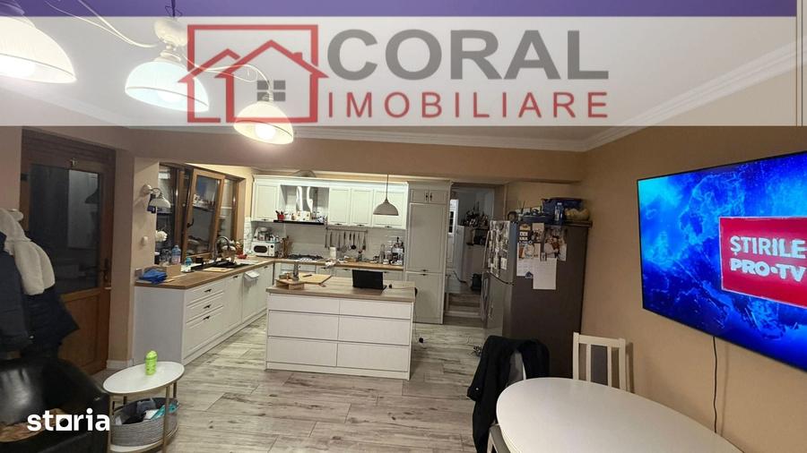Casă cu 6 camere cu Teren 387 Mp în Decebal
