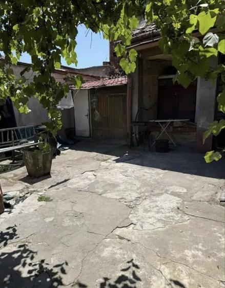 Casă cu 4 camere în Gura Văii