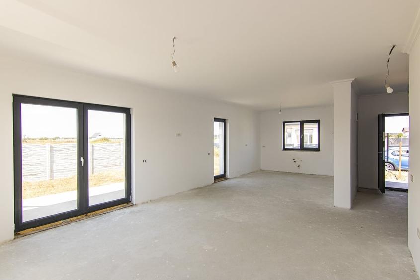 Sabareni casa noua parter + mansarda 4 camere 2 bai comision 0% - 7