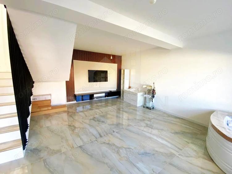 Casă cu Teren 249 Mp în Preajba