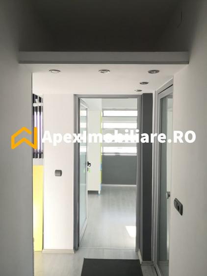 Apartament cu 3 camere decomandat în Gara de Nord