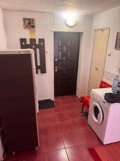 Apartament cu 2 camere decomandat în Bariera Vâlcii