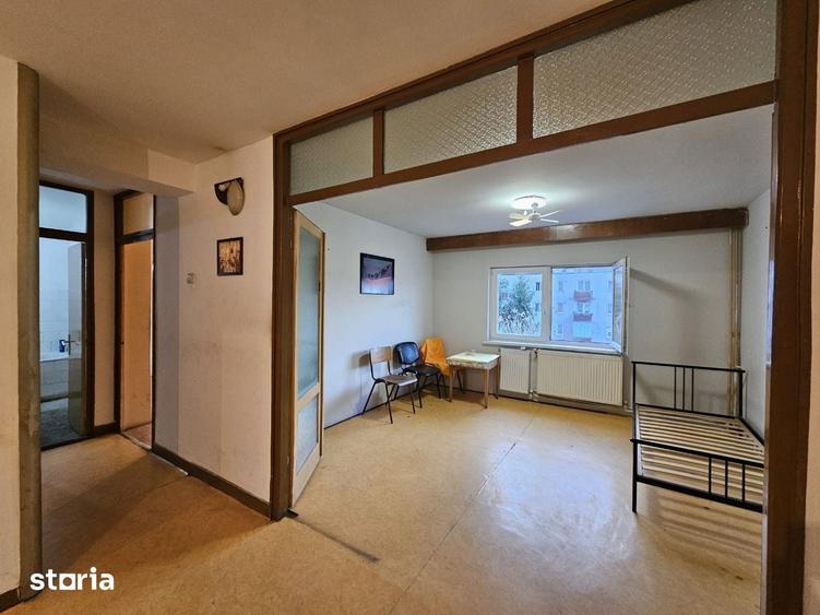 Apartament cu 3 camere decomandat în Mihai Eminescu