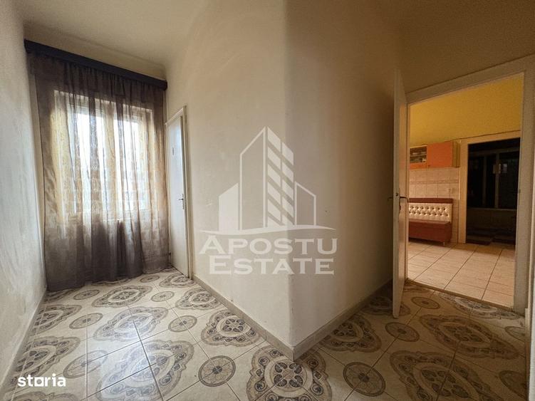 Apartament cu 4 camere decomandat în Iosefin