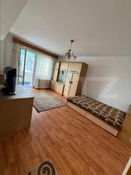 Apartament cu 3 camere decomandat, mobilat în Unirii
