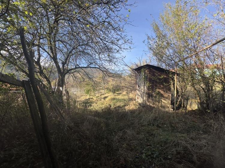 Casă individuală cu 2 camere cu Teren 636 Mp în Periferie