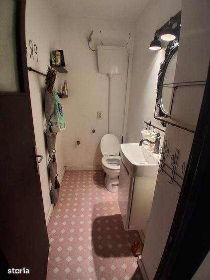 Apartament cu 4 camere semidecomandat în Drumul Taberei