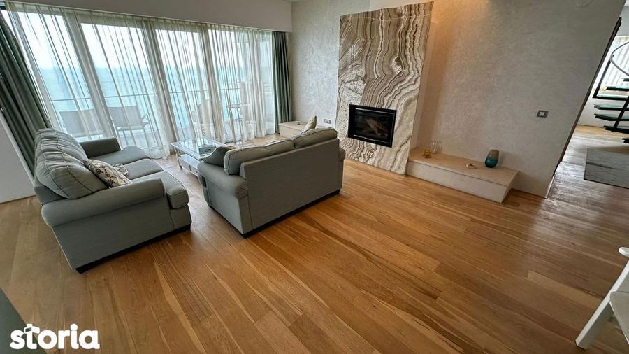 Apartament cu 5 camere în Faleza Nord
