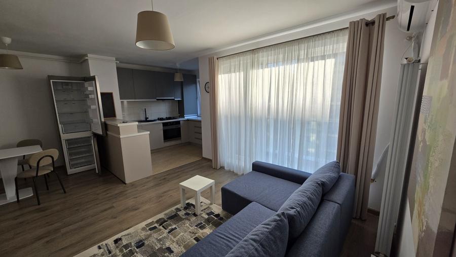 Apartament cu 2 camere în Tractorul