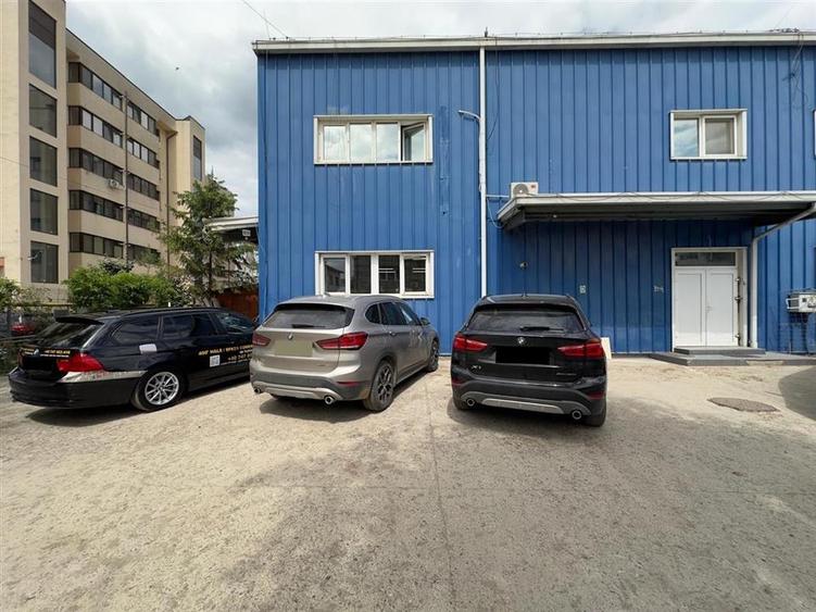 Spațiu industrial, de 187 mp, în Baza 3