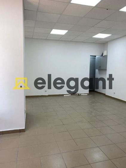 Spațiu comercial, de 45 mp, în Central