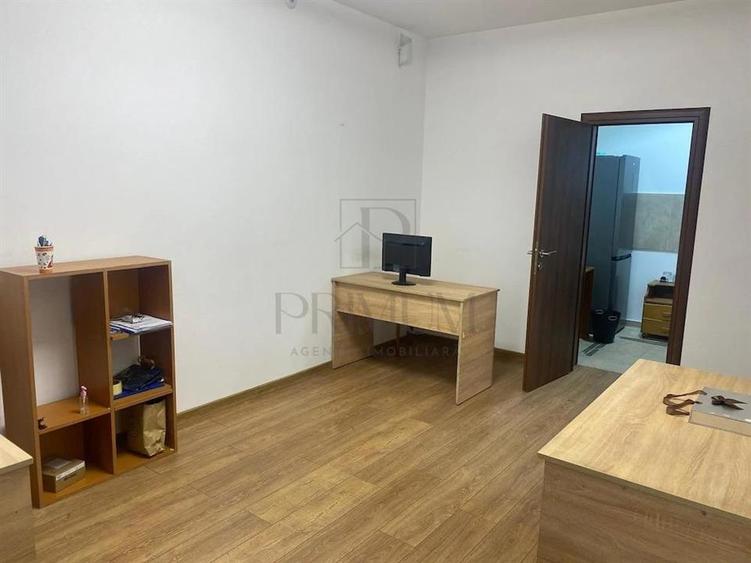 Birou, de 65 mp, în Cetății