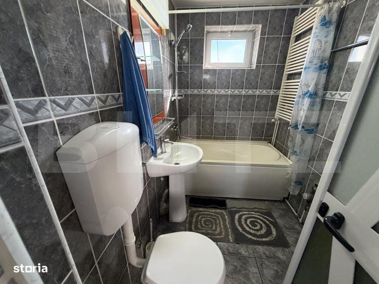 Apartament cu 2 camere semidecomandat în Iezureni