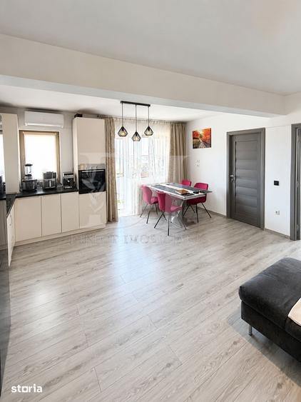 Apartament cu 3 camere decomandat în Florești