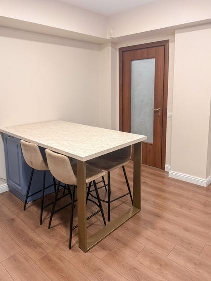 Apartament cu 4 camere în Bucureștii Noi