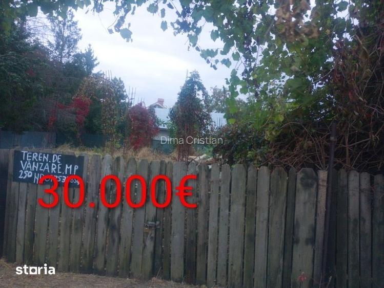De vanzare teren intravilan ,Saftica , str.Intrea Tec.250mp 30.000