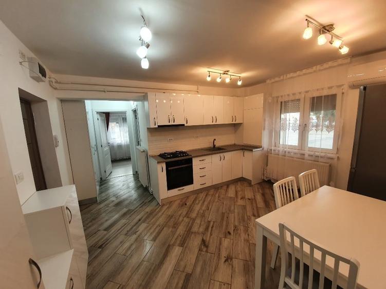 Apartament cu 2 camere decomandat, mobilat în Podgoria