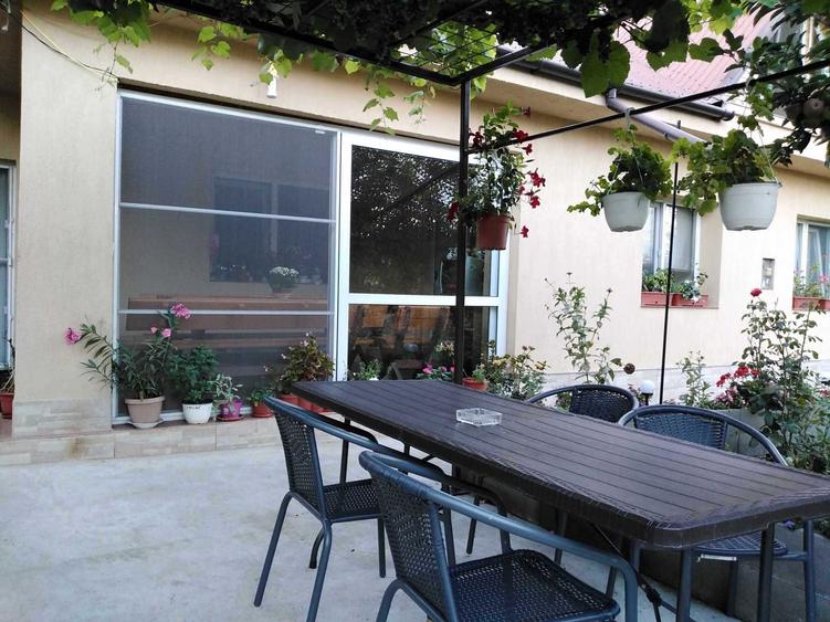 Casă cu 2 camere cu Teren 500 Mp în Limanu