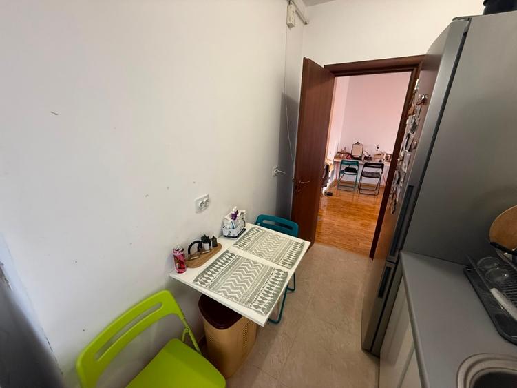 Apartament cu 2 camere semidecomandat, mobilat în Bucureștii Noi