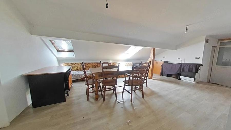 Apartament cu 2 camere de inchiriat Mansarda, zona Centrala Arad - 1