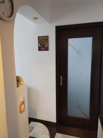 Apartament cu 3 camere decomandat în Olari