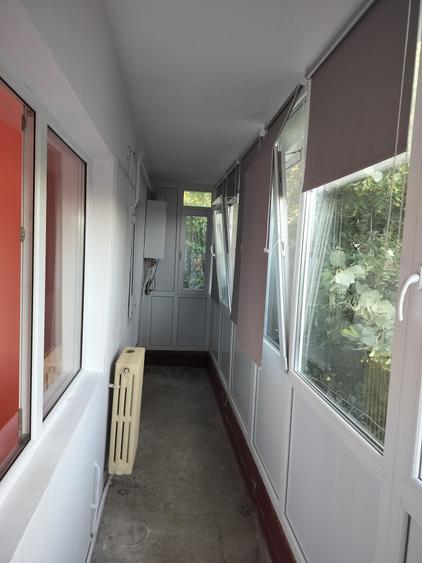 Apartament cu 3 camere decomandat în Obor