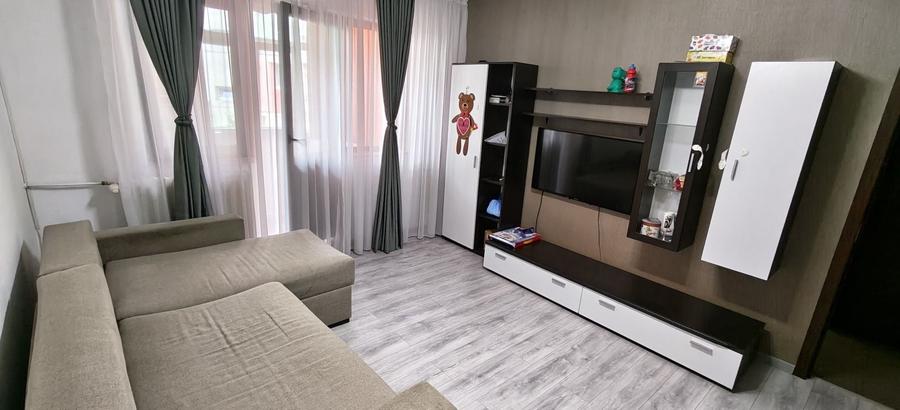 Inchiriez apartament 2 camere, zona Craiovita Noua - 2