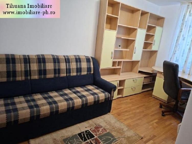 Casă individuală cu 4 camere cu Canalizare în Periferie