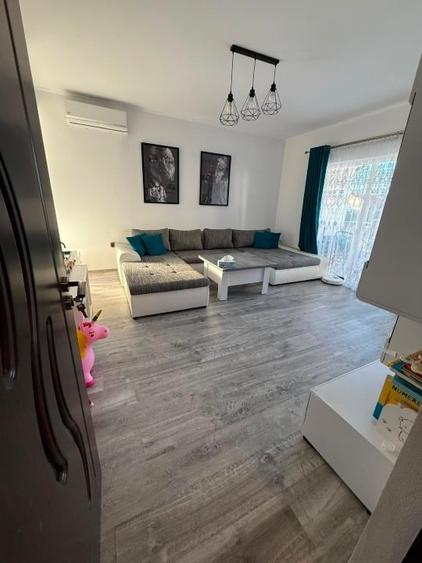 Apartament cu 2 camere decomandat, mobilat în Giroc