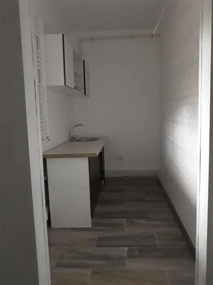 Apartament cu 2 camere decomandat în Vișan