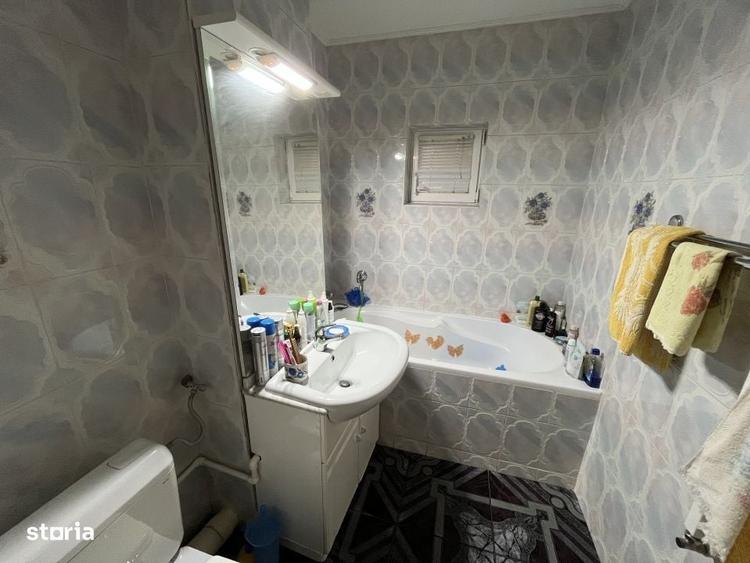Apartament cu 4 camere decomandat în Nord — fotografia 2