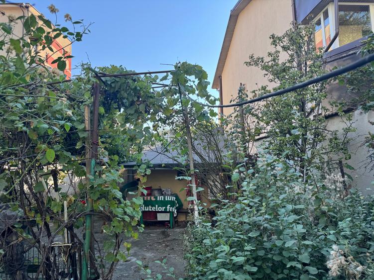 Casă cu 5 camere cu Canalizare în Uverturii