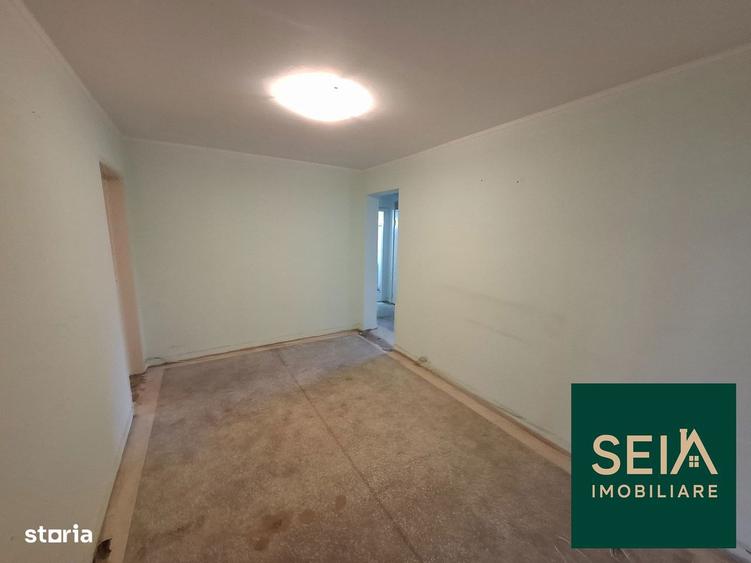 Apartament cu 3 camere decomandat în Central