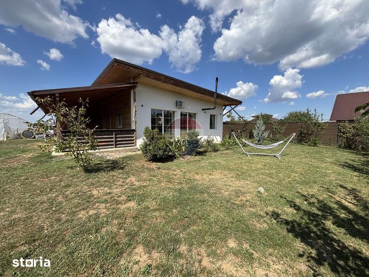 Casă cu 5 camere cu Teren 1000 Mp în Snagov