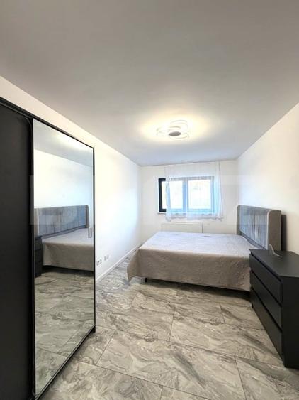 Apartament cu 3 camere semidecomandat, mobilat în Zorilor