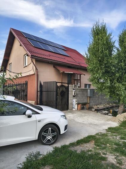 Casă cu 4 camere în Sânandrei
