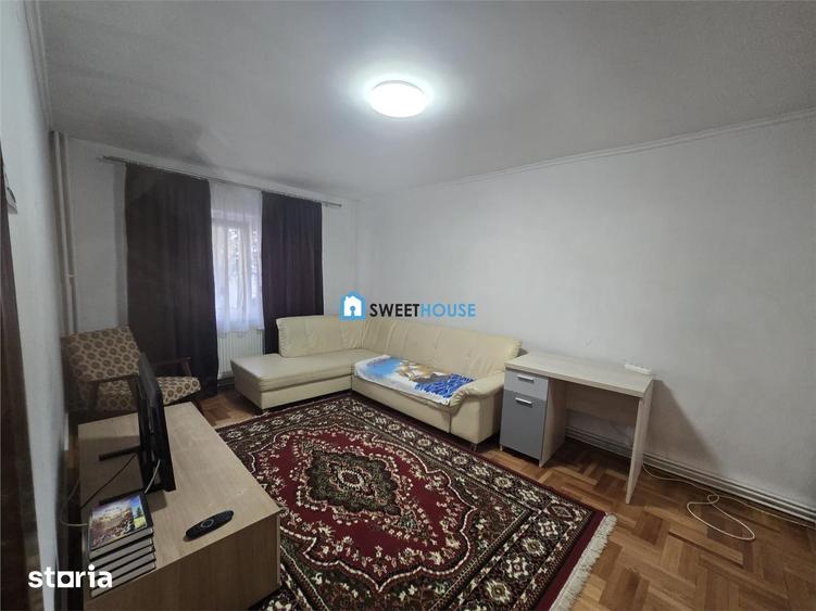 Apartament cu 3 camere, mobilat în Central