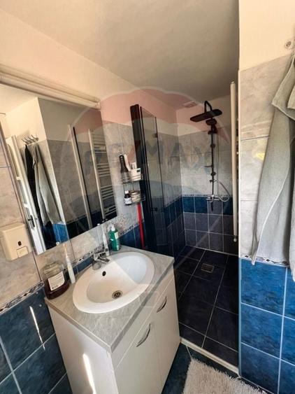 Casă cu 4 camere cu Teren 1000 Mp în Central