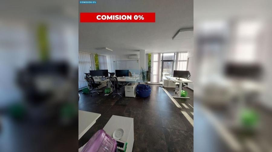 Casă cu 9 camere cu Canalizare în Andrei Mureșanu