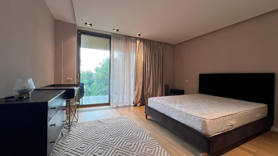 Penthouse 4 camere |  vedere catre lac | piscina privata si salata de fitness - 12
