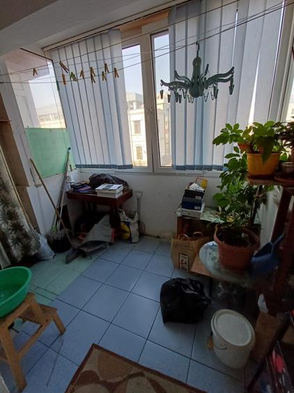 Apartament cu 2 camere semidecomandat în Dristor