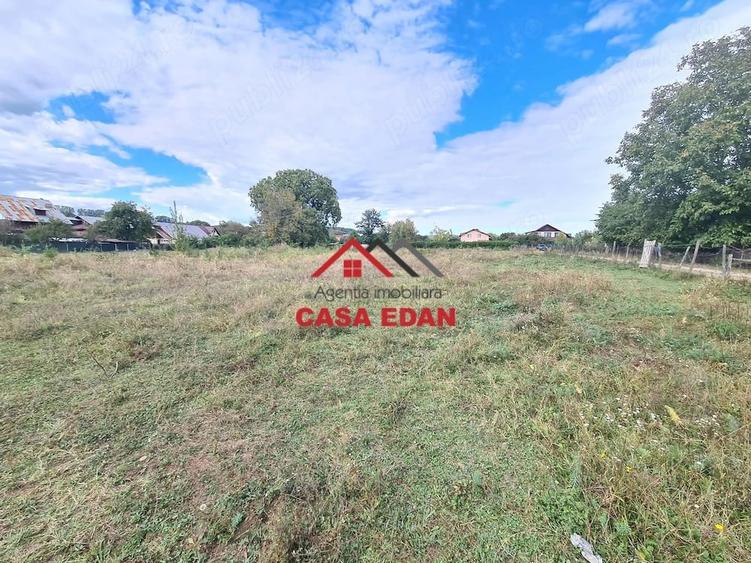 Teren de 3750 mp, în Central
