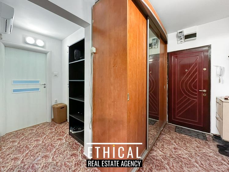 Apartament cu 3 camere decomandat, mobilat în Drumul Taberei