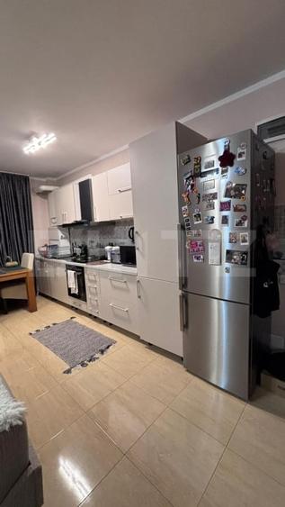 Apartament cu 2 camere semidecomandat, mobilat în Florești