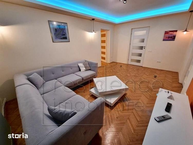 Apartament cu 3 camere semidecomandat în Grigorescu