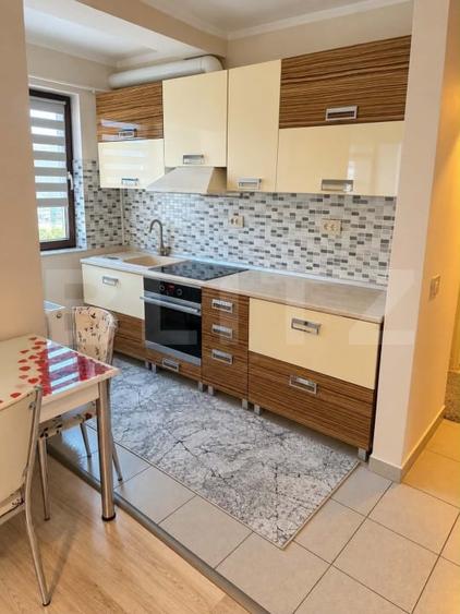Apartament cu 2 camere decomandat, mobilat în 9 Mai