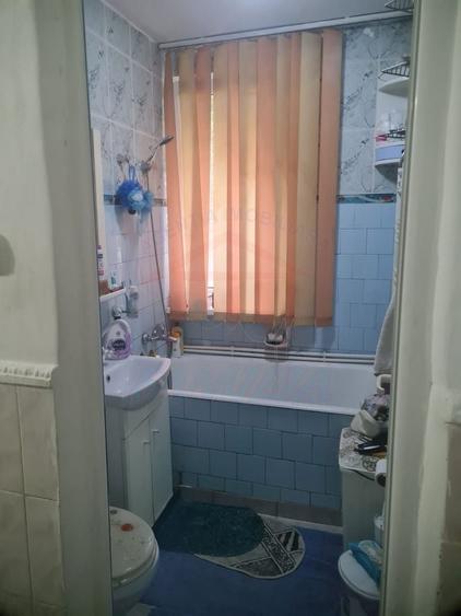 Apartament cu 2 camere semidecomandat în Micro 19