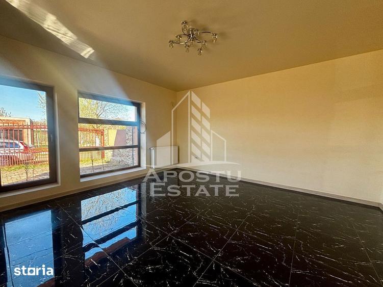 Casă cu 5 camere cu Canalizare în Ghiroda