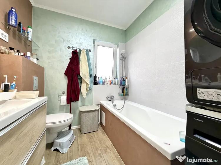 Casă cu 3 camere cu Teren 370 Mp în Dumbrăvița