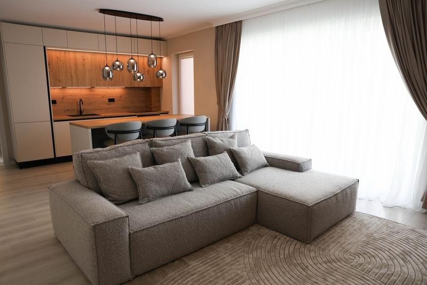Apartament cu 2 camere decomandat în Exterior Vest